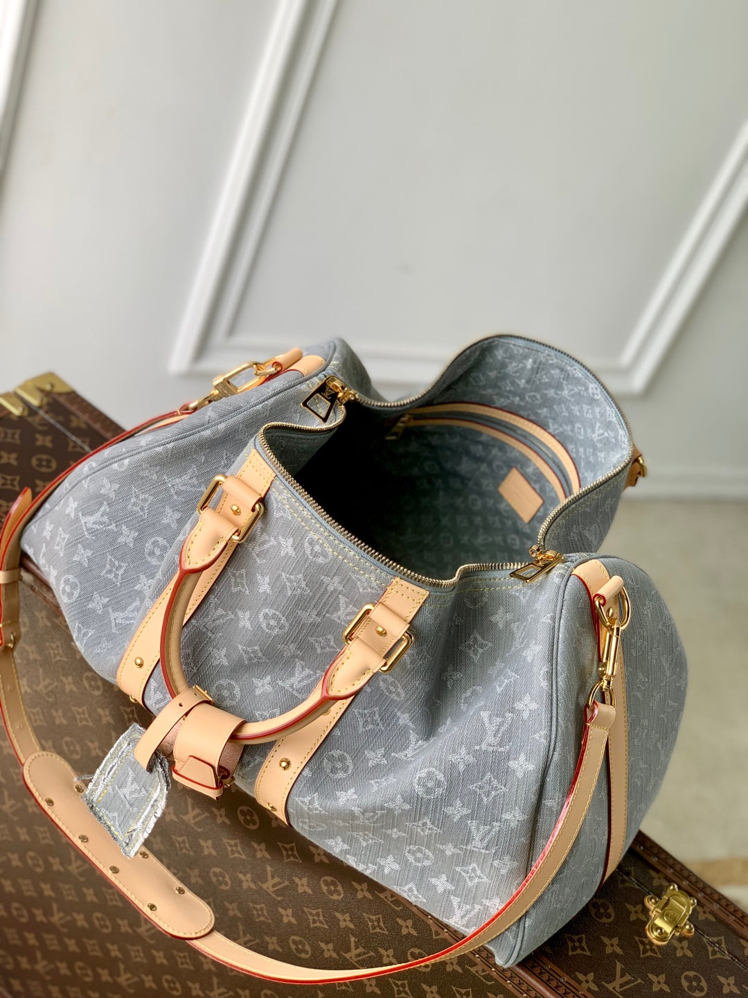 KEEPALL BANDOULIÈRE 45 IN GREY MONOGRAM DENIM LIGHT BROWN CALFSKIN