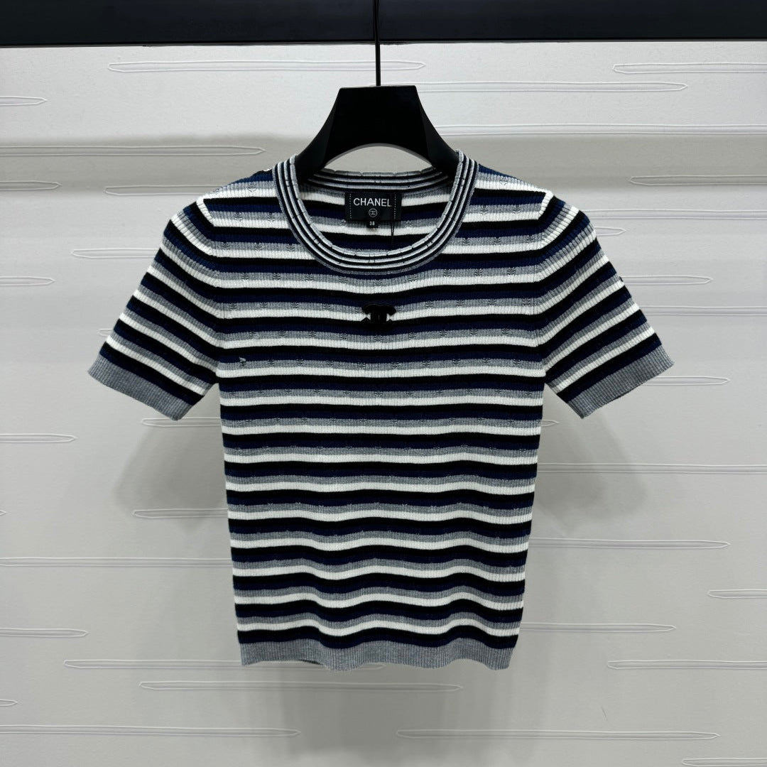 CHANEL SHORT-SLEEVE T-SHIRT 269481