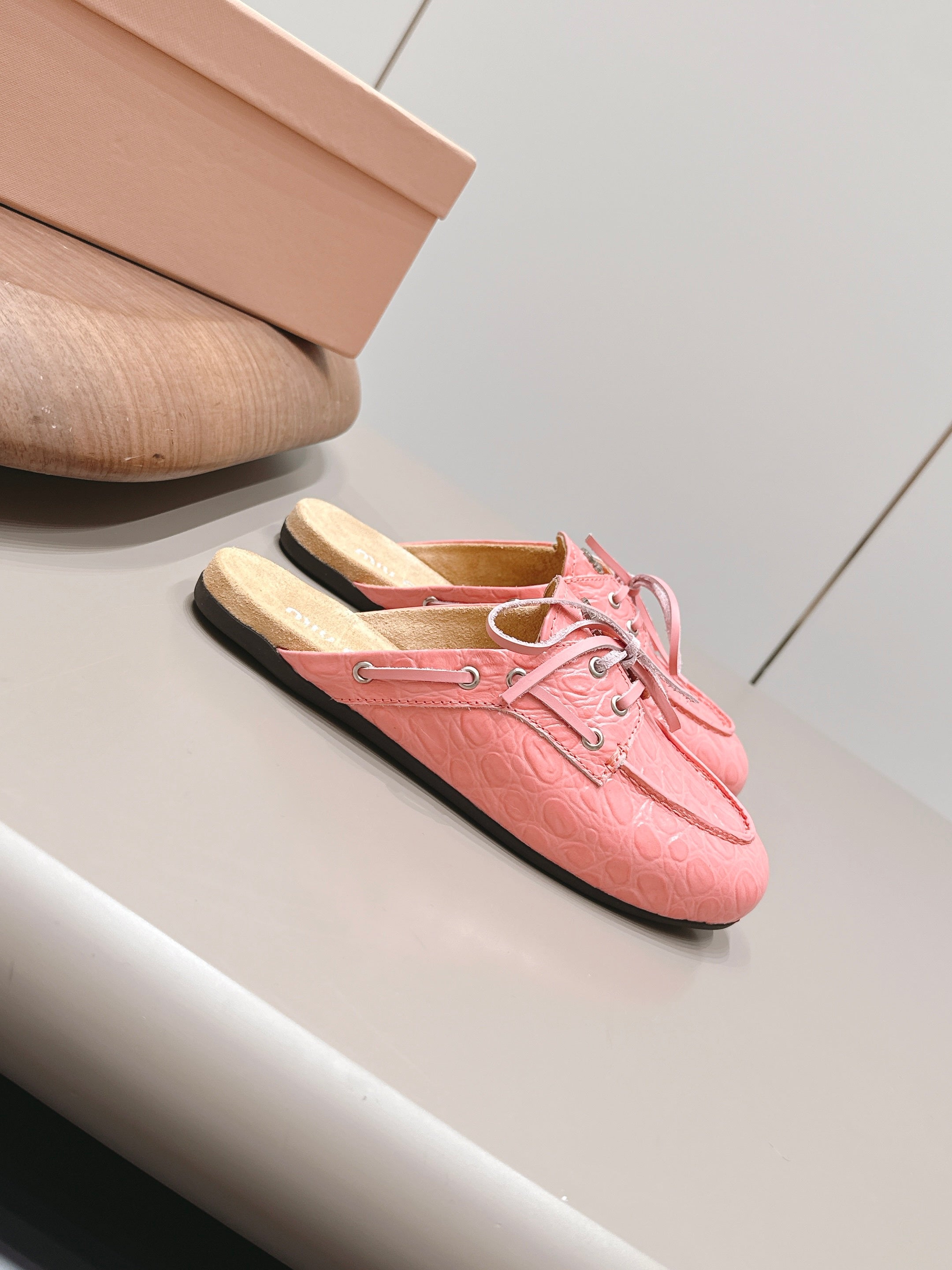 MIUMIU 26S LOAFER MULES IN PINK CALFSKIN