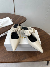 THE ROW 26S SLINGBACK POINTED HEELS IN CREAM WHITE CALFSKIN WITH BOW