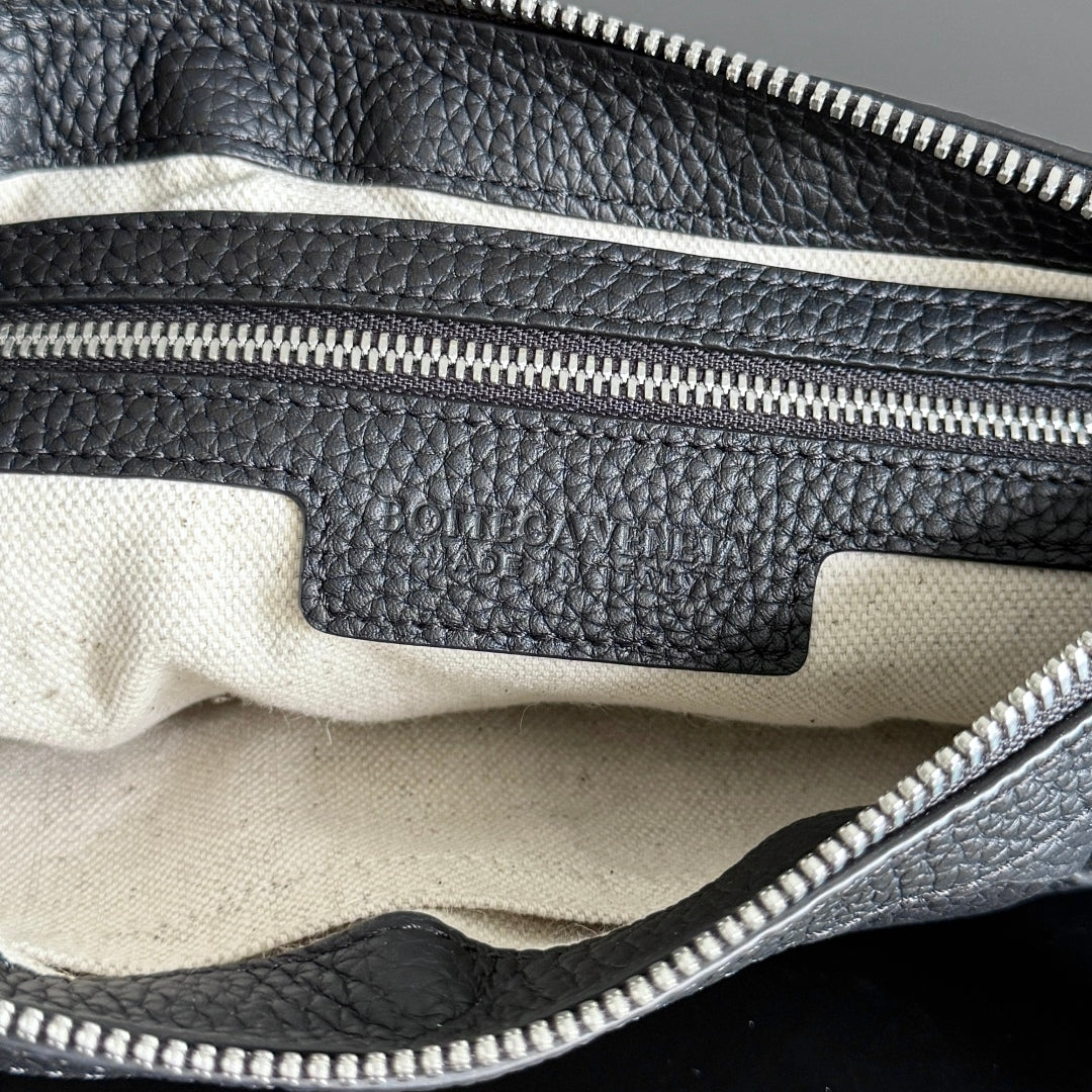 BOTTEGA VENETA 25S DIAGO 25 IN DARK OLIVE GRAY CALFSKIN SILVER HARDWARE