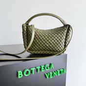 BOTTEGA VENETA 25S COBBLE BAG 23 IN ARMY GREEN CALFSKIN
