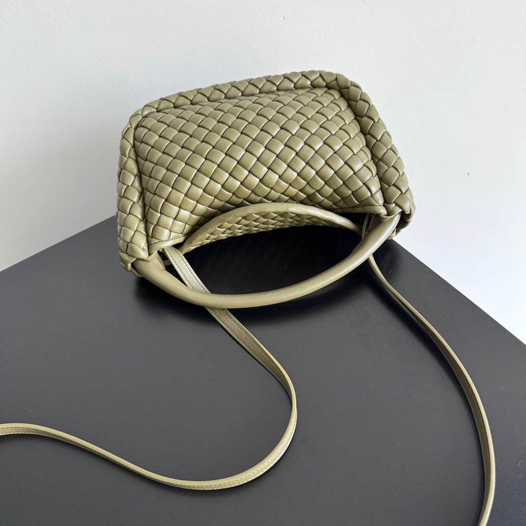 BOTTEGA VENETA 25S COBBLE BAG 23 IN ARMY GREEN CALFSKIN