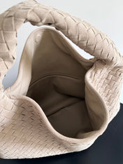 BOTTEGA VENETA 25S HOP BAG 53 IN SOFT TAUPE SUEDE GOLD HARDWARE