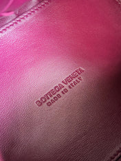 BOTTEGA VENETA 25S SMALL PARACHUTE 21 IN RASPBERRY PINK CALFSKIN GOLD HARDWARE