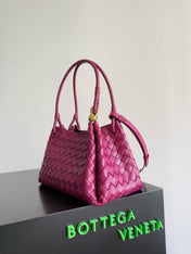 BOTTEGA VENETA 25S SMALL PARACHUTE 29 IN RASPBERRY PINK CALFSKIN GOLD HARDWARE