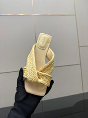 BOTTEGA VENETA 26S SANDALS IN LIGHT YELLOW CALFSKIN AND RAFFIA