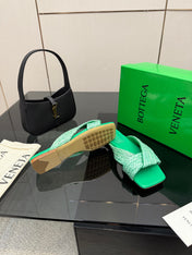 BOTTEGA VENETA 26S SANDALS IN MINT GREEN CALFSKIN AND RAFFIA