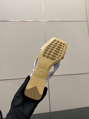 BOTTEGA VENETA 26S SANDALS IN LIGHT PURPLE CALFSKIN AND RAFFIA