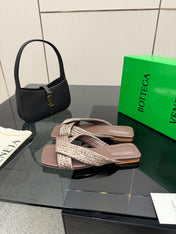 BOTTEGA VENETA 26S SANDALS IN DARK BROWN CALFSKIN AND RAFFIA