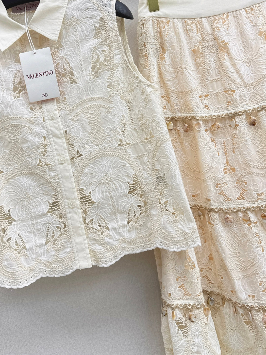 VALENTINO 26S LACE TOP AND SKIRT SET STYLE 29