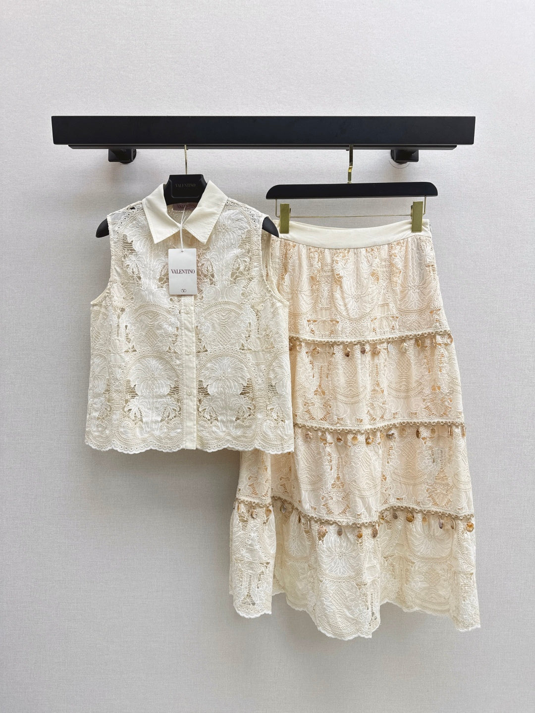 VALENTINO 26S LACE TOP AND SKIRT SET STYLE 29