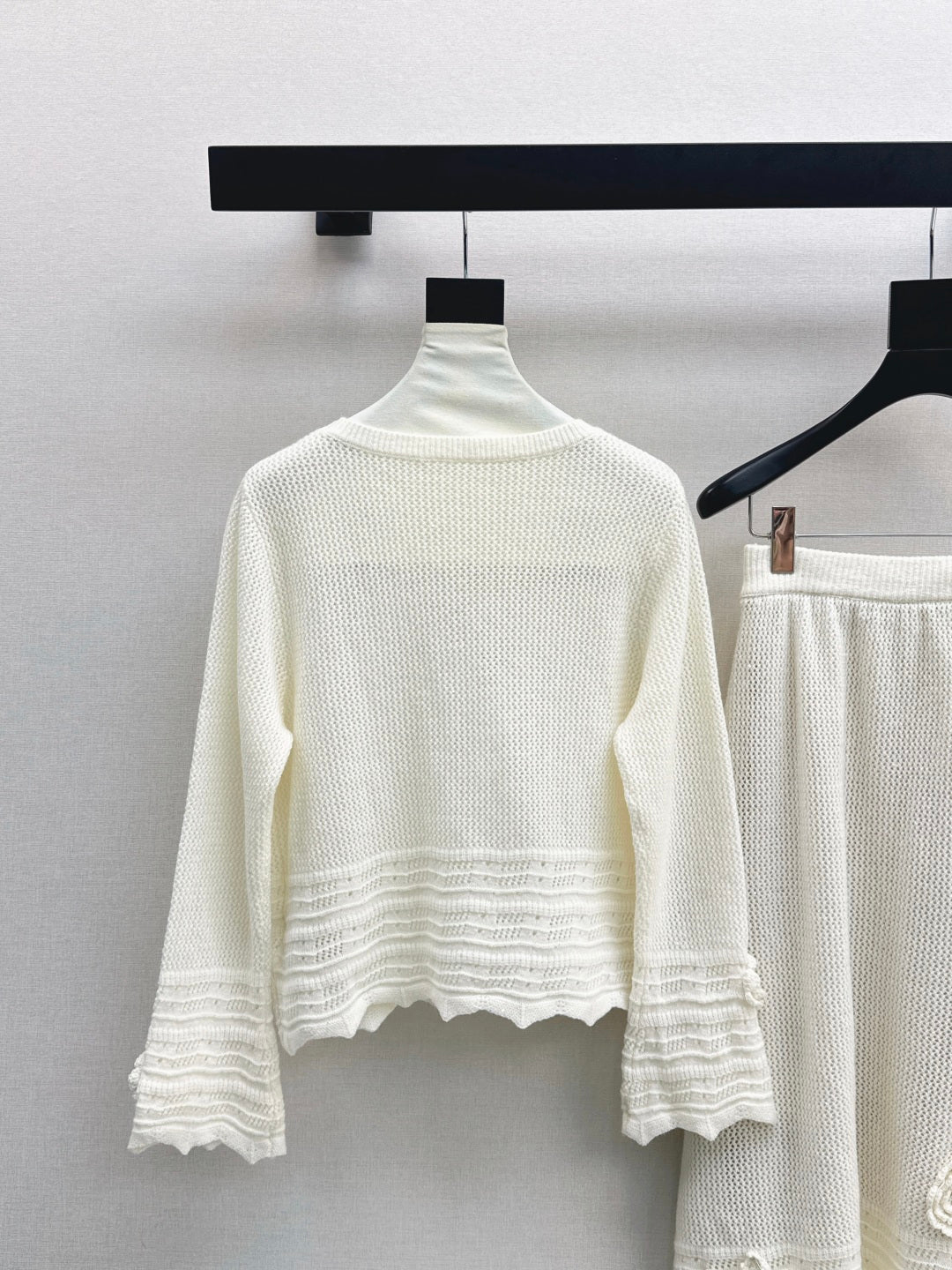 VALENTINO 26S SWEATER AND SKIRT SET STYLE 77