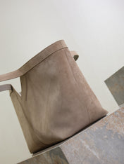 YSL 25S Y MAXI TOTE 50 IN DRY GRAIN SUEDE GOLD HARDWARE