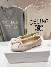 CELINE 26S BALLET FLATS IN CREAM WHITE CALFSKIN WITH BOW