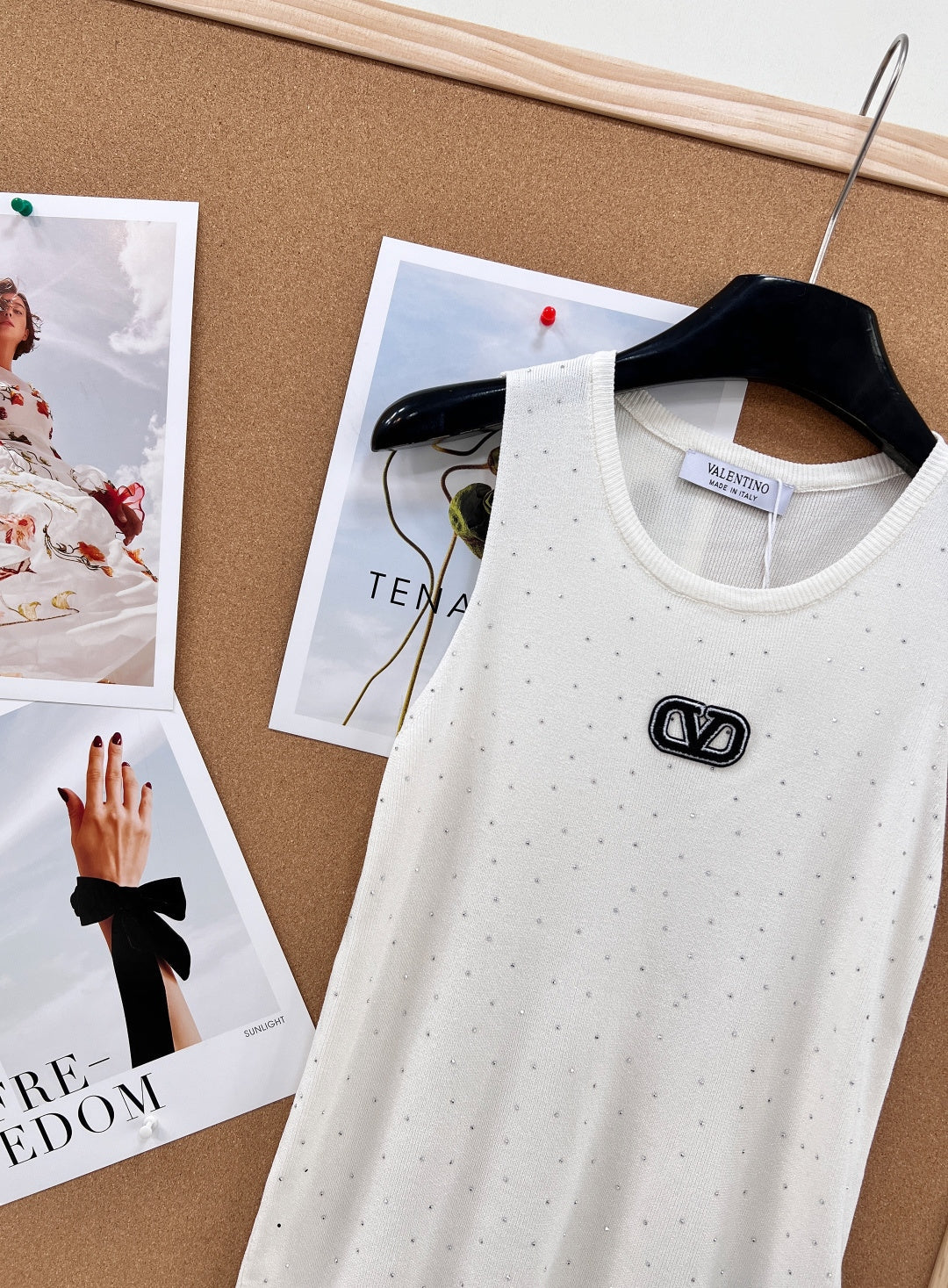 VALENTINO 26S EMBELLISHED SLEEVELESS SWEATER STYLE 88