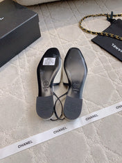 CHANEL 25S SLINGBACK IN BLACK AND WHITE CALFSKIN GOLD HARDWARE