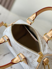 SPEEDY BANDOULIÈRE 20 IN WHITE MONOGRAM JACQUARD AND BEIGE CALFSKIN TRIM