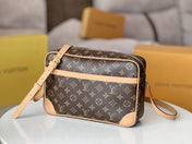 LV 25S TROCADERO MESSENGER BAG 29 IN BROWN MONOGRAM COATED CANVAS