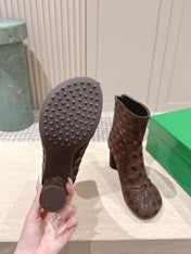 BOTTEGA VENETA 26S INTRECCIATO BOOTS 85 MM IN DARK BROWN SUEDE AND LAMBSKIN