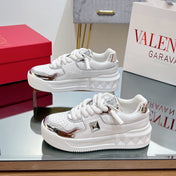 VALENTINO 25S GARAVANI ONE STUD XL PLATFORM SNEAKERS IN WHITE MIX SILVER LAMBSKIN STYLE 4