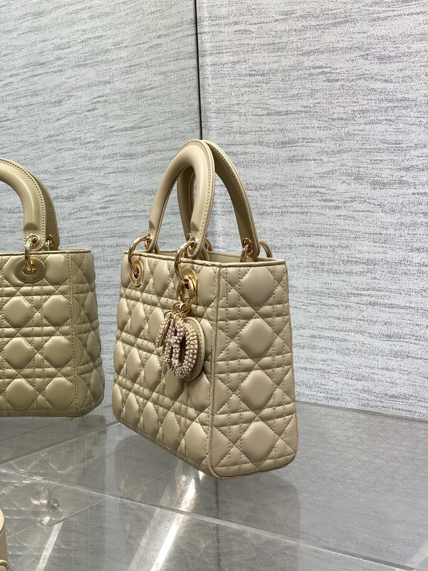 DIOR 25S LADY DIOR BAG 20 IN SAND BEIGE CALFSKIN CHARM PEARL EMBELLISHMENTS