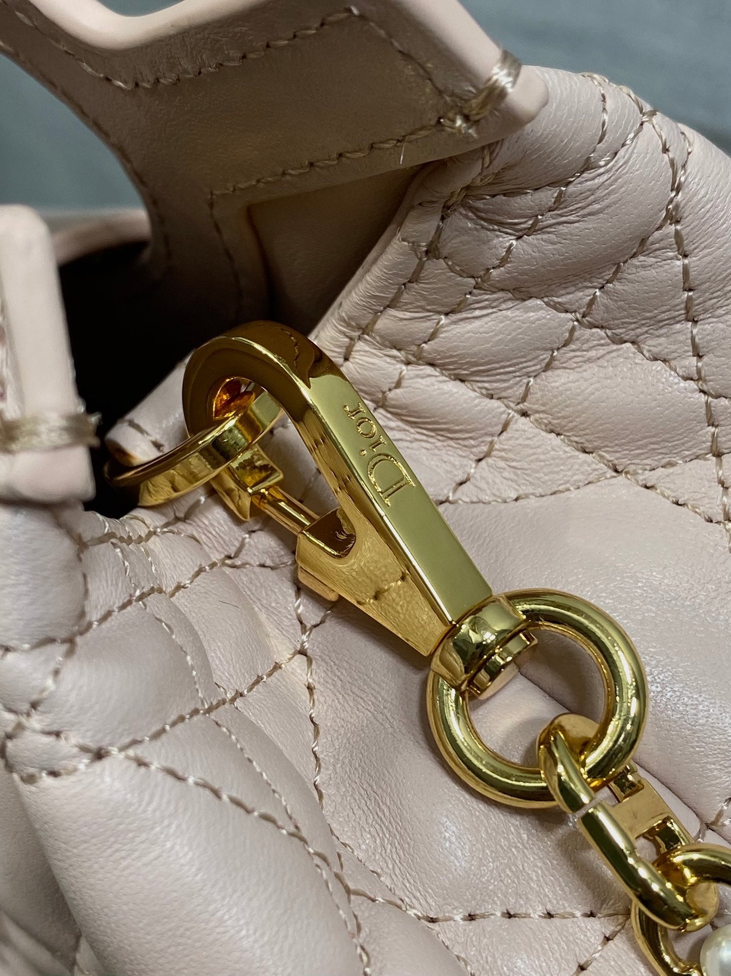 DIOR 25S JOLIE TOP HANDLE MINI BAG 18 IN BABY PINK CALFSKIN GOLD HARDWRE