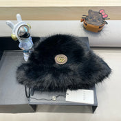 BUCKET HAT IN BLACK FOX FUR 404752