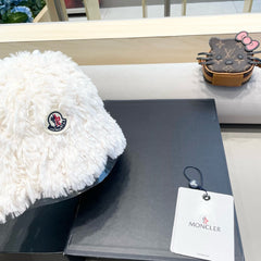 BUCKET HAT IN WHITE FLEECE 435040