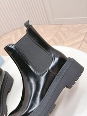 PRA BRUSHED BOOTIES GLOSSY BLACK CALFSKIN