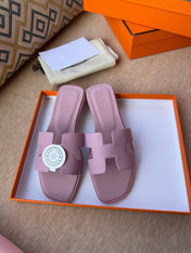 0RAN SANDALS IN PASTEL PURPLE CALFSKIN