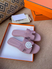 0RAN SANDALS IN PASTEL PURPLE CALFSKIN