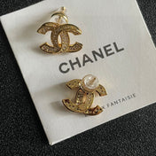 DOUBLE C STUD EARRINGS IN GOLD METAL FULLY DIAMOND