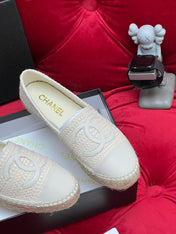 WOVEN LOAFERS IN WHITE BEIGE FABRIC
