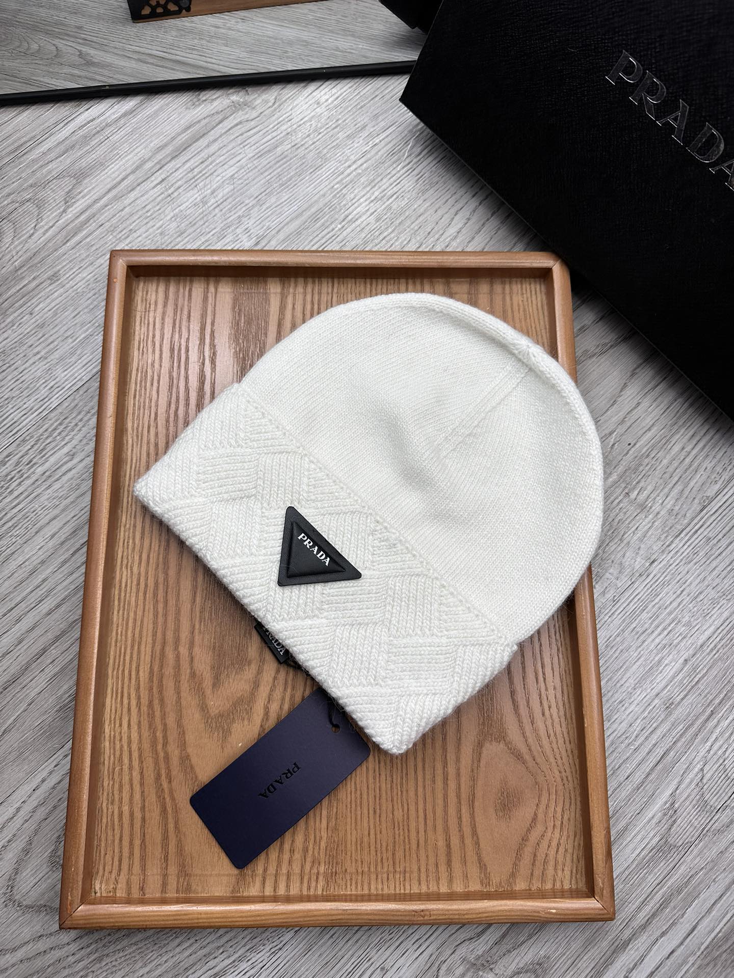 BEANIE HAT IN WHITE WOOL AND RABBIT FUR 436399