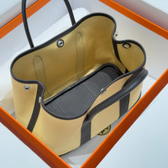 GARDEN PARTY 30CM IN DARK BEIGE TOILETS COTTON CANVAS AND BLACK CALFSKIN