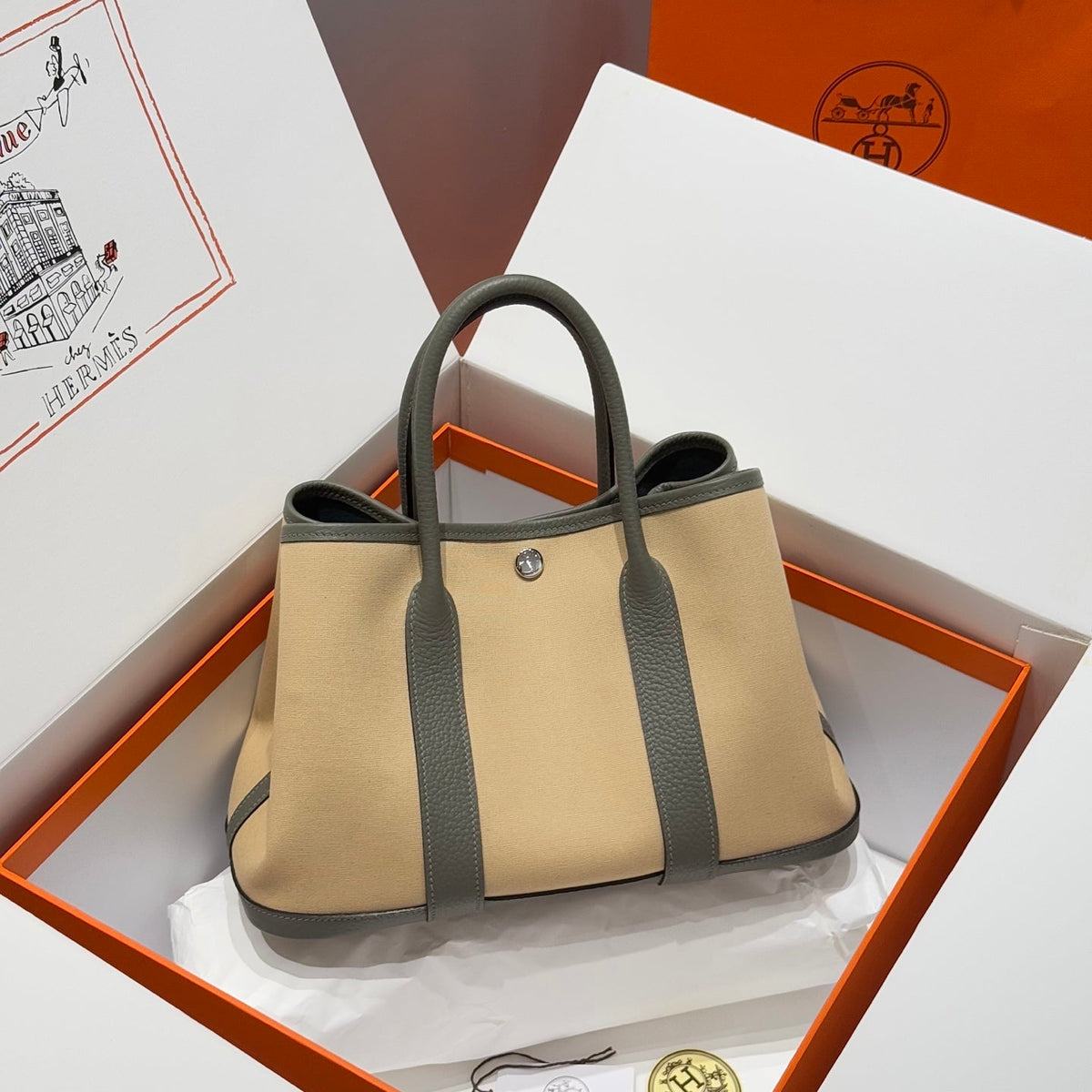 GARDEN PARTY 30CM IN DARK BEIGE TOILETS COTTON CANVAS AND GREY CALFSKIN