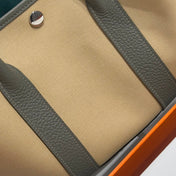 GARDEN PARTY 30CM IN DARK BEIGE TOILETS COTTON CANVAS AND GREY CALFSKIN