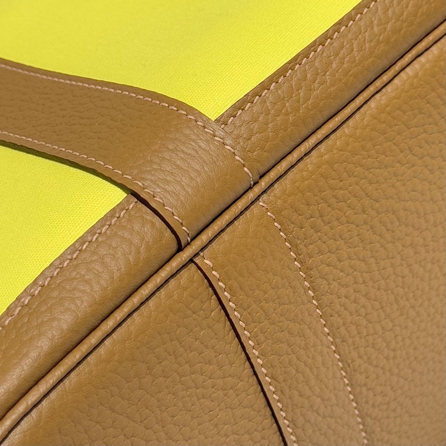 GARDEN PARTY 30CM IN YELLOW TOILETS COTTON CANVAS AND BEIGE MARFA CALFSKIN