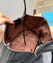 PINACOTECA TOTE BAG 38 IN BLACK CALFSKIN