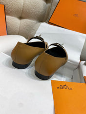 HM 26S KELLY BUCKLE MARY JANE POINTED FLATS IN BROWN CALFSKIN