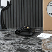 BOTTEGA VENETA 25S ANDIAMO POUCH 19 IN BLACK CALFSKIN GOLD HARDWARE