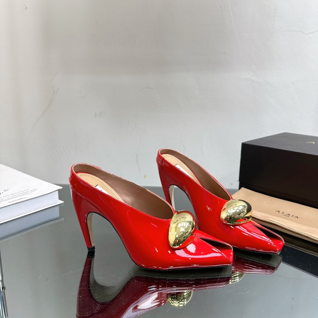 ALAIA AZZEDINE HIGH HEELS IN CHERRY RED CALFSKIN WITH GOLD HARDWARE
