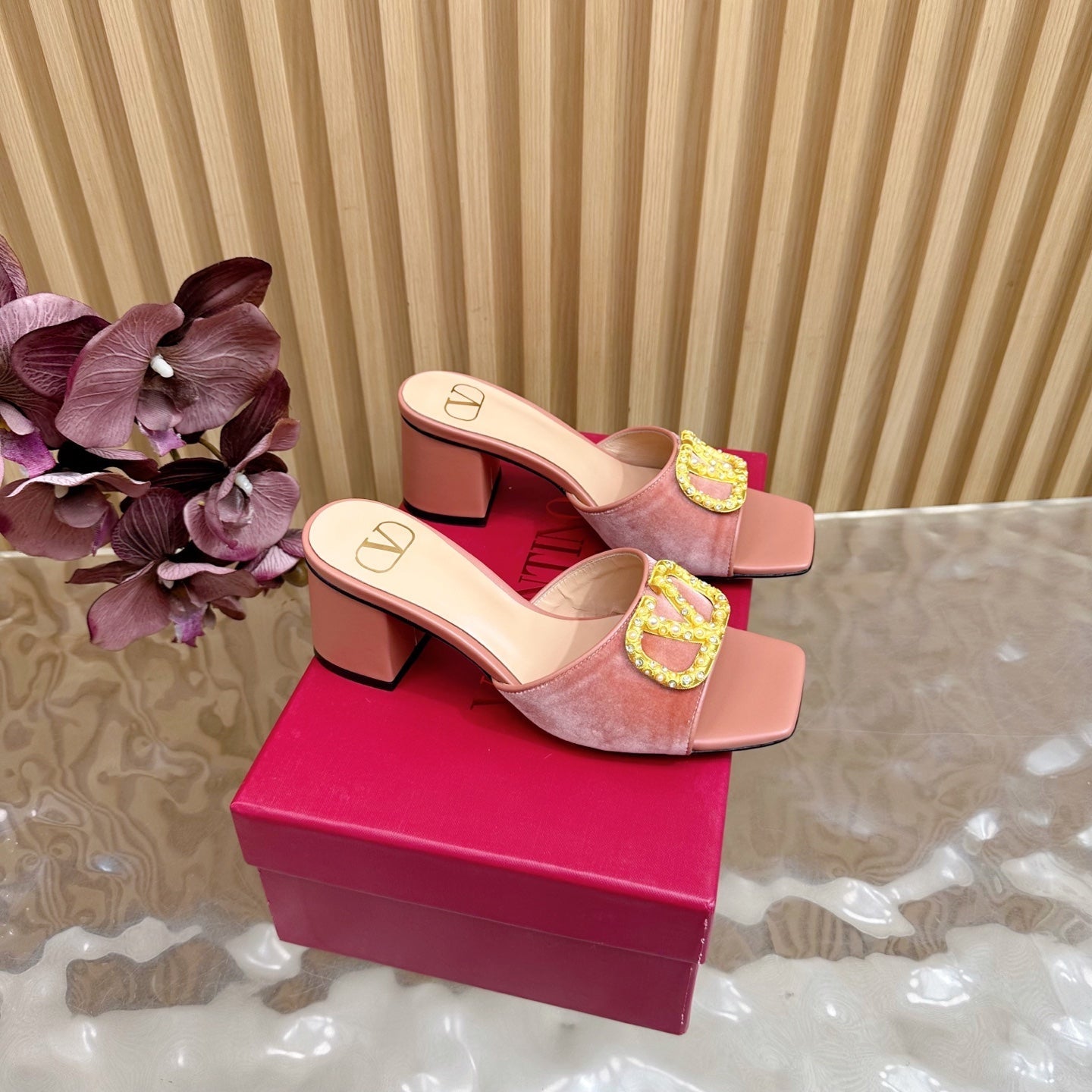 VALENTINO 25S HIGH-HEEL MULES 60 MM IN PEACH PINK VELVET AND CALFSKIN WITH GOLD HARDWARE
