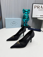 HIGH-HEEL PUMPS IN BLACK SATIN