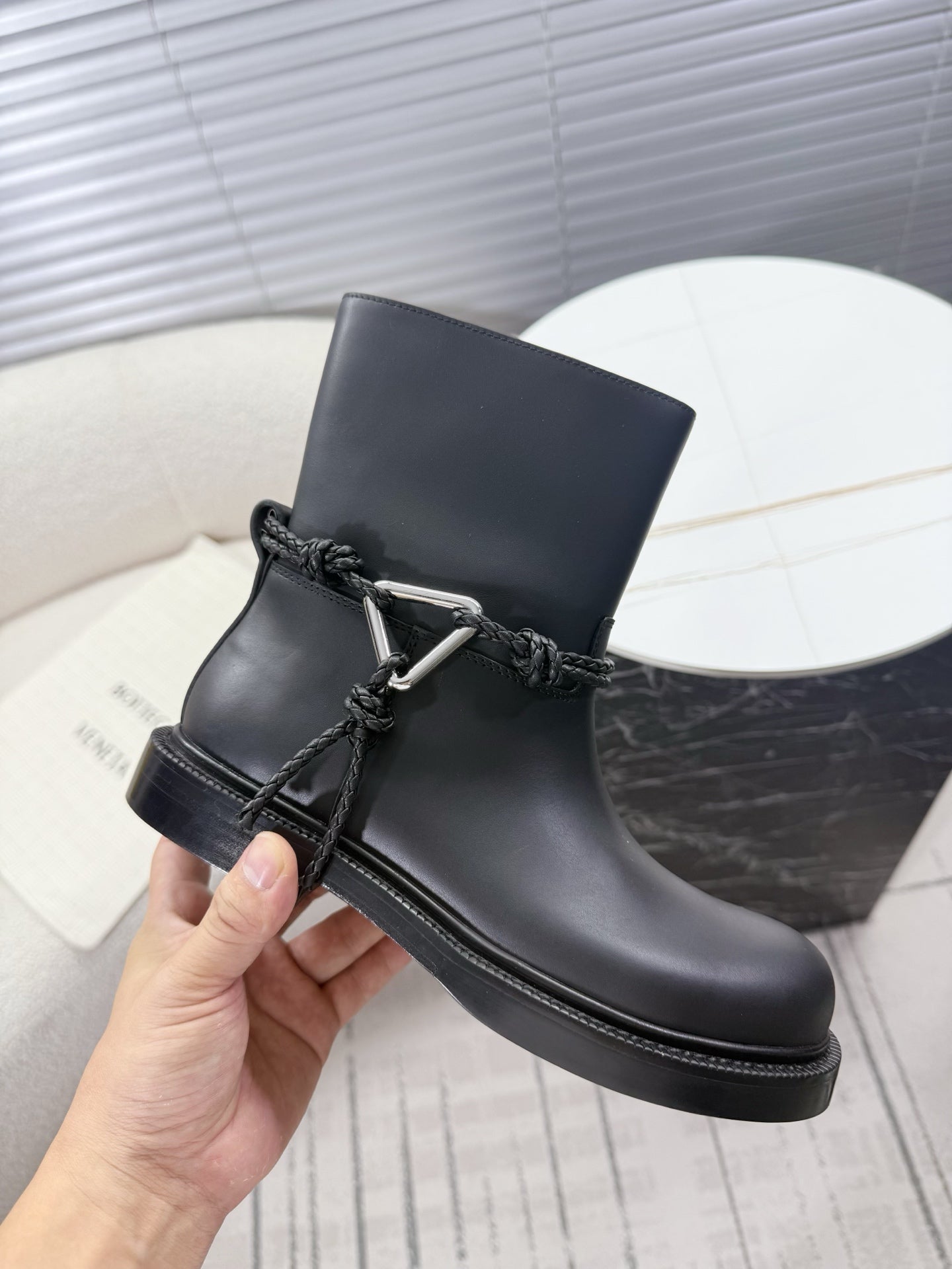 BOTTEGA VENETA 26S ANKLE BOOTS IN BLACK CALFSKIN WITH ROPE DETAIL