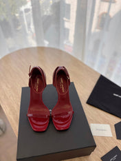 CLASSIC HIGH HEELS 10 CM IN CRIMSON RED PATENT CALFSKIN