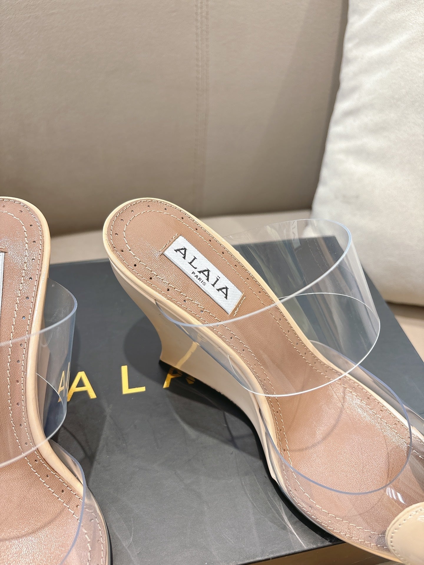 ALAIA 26S HIGH-HEEL WEDGE MULES 95 MM IN BEIGE GLOSSY CALFSKIN