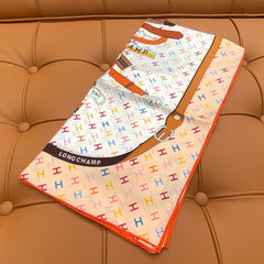 HERMES 25S SCARF 90 IN SILK 703679