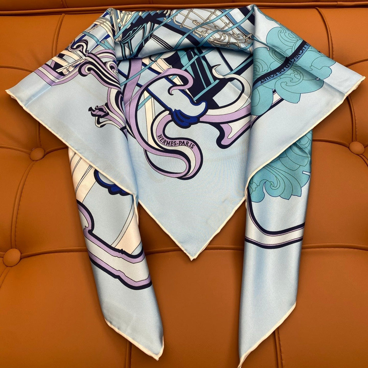 HERMES 25S SCARF 90 IN SILK 718488